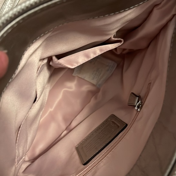 Coach handbag - authentic - Picture 12 of 12